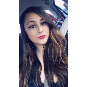 Meet your Posher, Lizzy